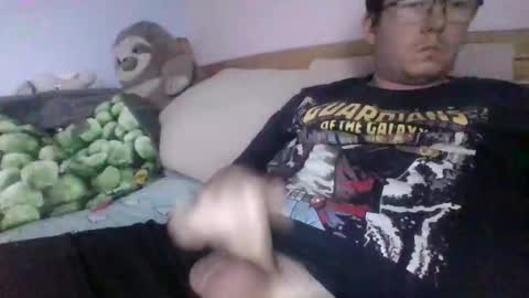 pikachuzoom1992 online show from April 9, 4:46 pm