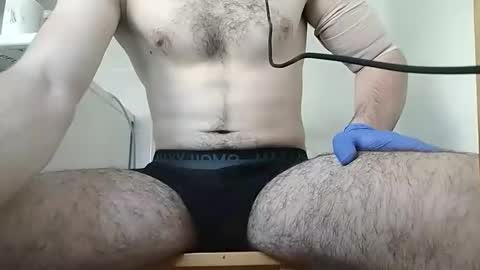 pilla5886 online show from April 17, 6:49 am