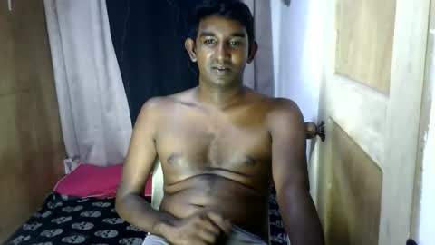 rayvienn online show from March 20, 2:43 pm