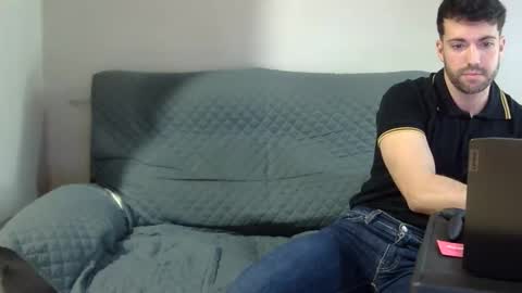 pitruki00 online show from April 6, 12:39 pm