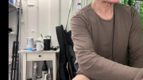 Snapshot of playdayfunshow chatting on March 6, 6:37 pm STC online show from March 6, 6:37 pm