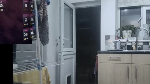 Play Me online show from October 27, 1:19 am