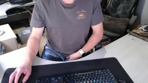 Snapshot of poodledude chatting on October 21, 8:28 am Dave online show from October 21, 8:28 am