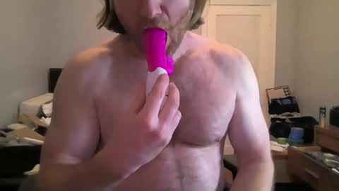 i heart porn online show from February 18, 12:31 am