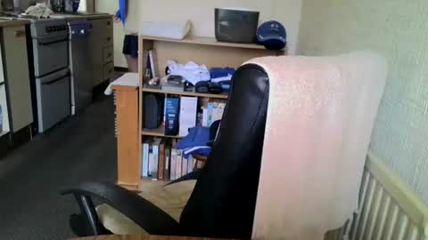 poshman65 online show from February 5, 12:34 pm