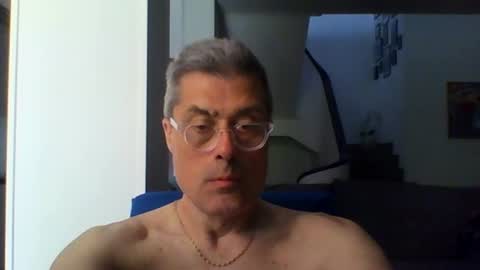 prendimisubito online show from June 14, 9:33 am