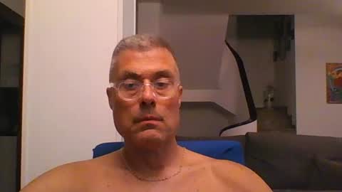 prendimisubito online show from August 3, 9:54 pm