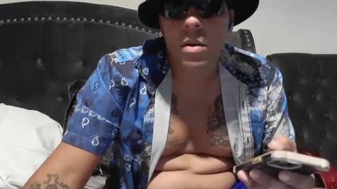 DADDYDICRICO6969 online show from September 14, 9:39 pm