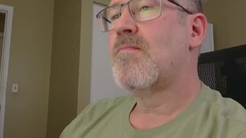 professor21255 online show from October 20, 9:51 pm