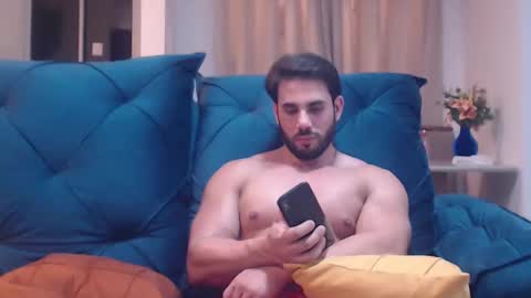 promuscles4u online show from April 3, 11:23 pm