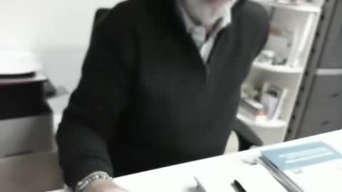 mature hairy guy online show from January 15, 5:48 pm