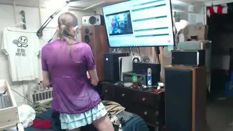 puff0169 online show from April 19, 12:54 am