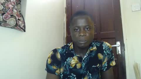 purple_hearts online show from February 26, 8:48 am