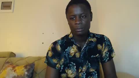 purple_hearts online show from March 28, 12:27 pm