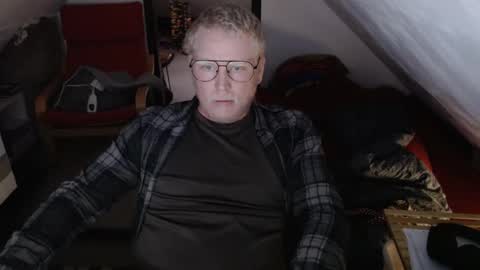 pussylovercb online show from September 30, 9:35 am