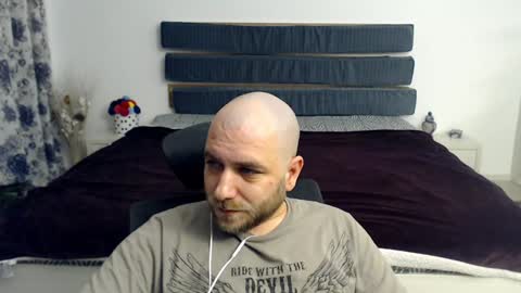 R0bila online show from January 25, 11:43 pm