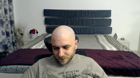 R0bila online show from January 24, 9:47 pm