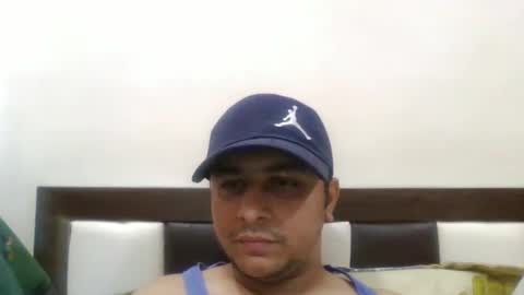 Snapshot of rahuldave007 chatting on February 10, 10:53 am Dave online show from February 10, 10:53 am