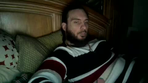 Snapshot of raidersman757 chatting on February 9, 9:17 pm hitman online show from February 9, 9:17 pm