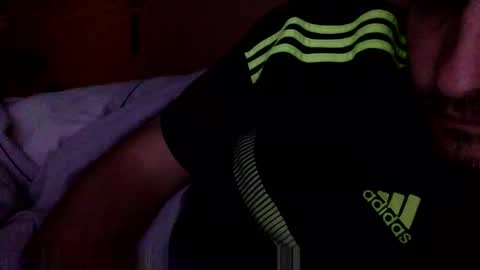 Snapshot of randobad12 chatting on November 1, 10:25 pm randobad12 online show from November 1, 10:25 pm