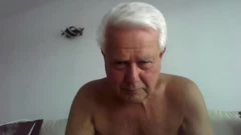 Silver Stallion TwitterRandyth53496071  and  ladyenglishxxx online show from February 4, 2:34 pm