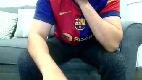 7 in size online show from January 7, 9:53 pm