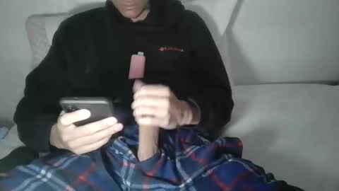 ravenxbat online show from November 18, 4:44 pm