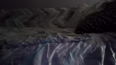 rcalty online show from November 10, 1:32 am