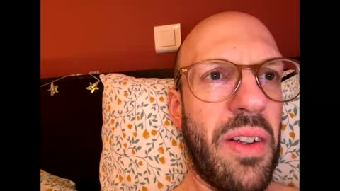 HugeSecret online show from January 19, 4:08 pm