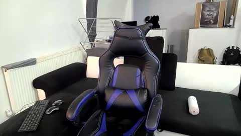 Snapshot of reallyman7 chatting on September 10, 3:38 am Ask me online show from September 10, 3:38 am