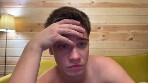 Snapshot of realsupermichael chatting on October 2, 5:06 pm AliceEve online show from October 2, 5:06 pm