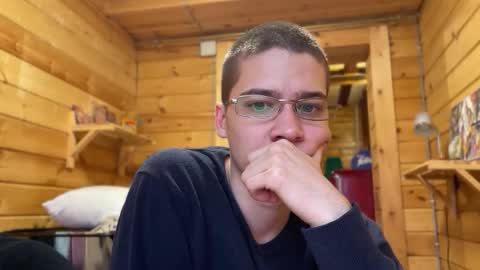 AliceEve online show from December 1, 10:07 am