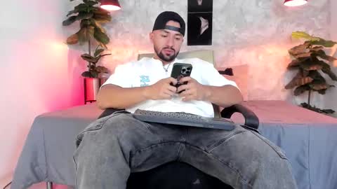 Regan online show from November 15, 7:54 am