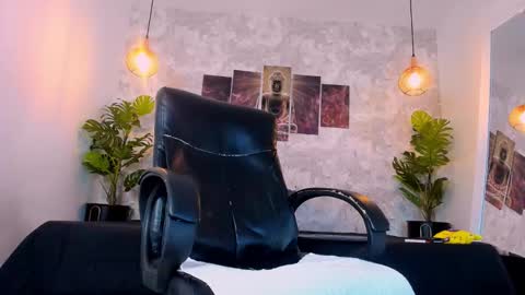 Regan online show from December 1, 1:41 am