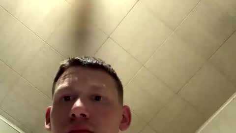 reggiemachete online show from October 4, 4:28 am