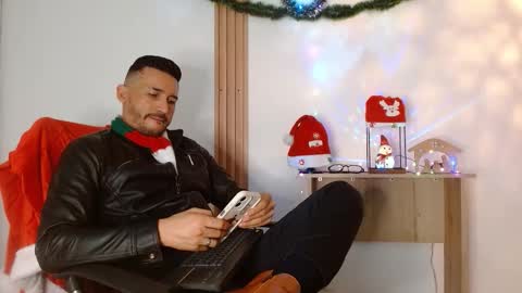   REIKO  online show from December 2, 5:27 pm