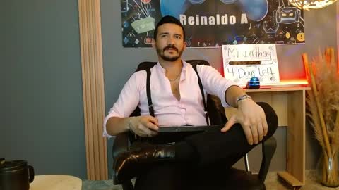   REIKO  online show from April 14, 3:22 pm