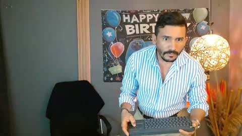   REIKO  online show from April 16, 8:09 pm