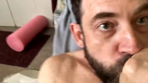 rejectusa online show from November 10, 5:51 pm