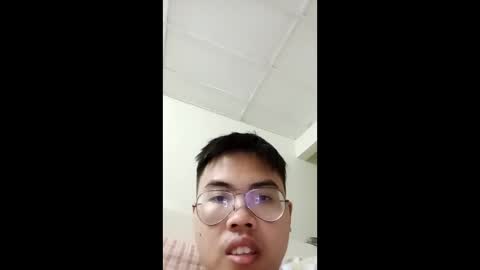reneliew123581085 online show from June 9, 6:09 pm