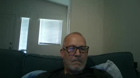 Renewaz online show from April 10, 6:15 pm