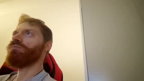 Raul online show from December 6, 8:29 pm