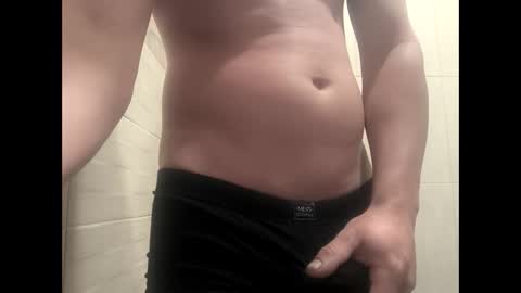 revendor online show from April 23, 6:43 pm