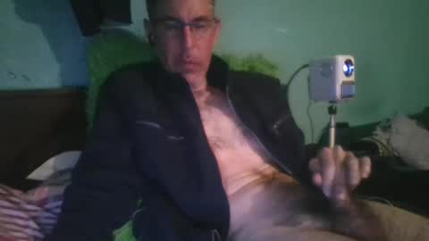 reyes_albert2006 online show from February 22, 10:16 am