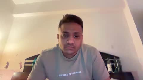 Rhythm Hates online show from December 4, 4:30 am