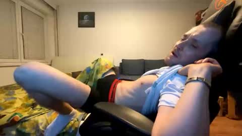 ricciardio online show from November 29, 4:14 am