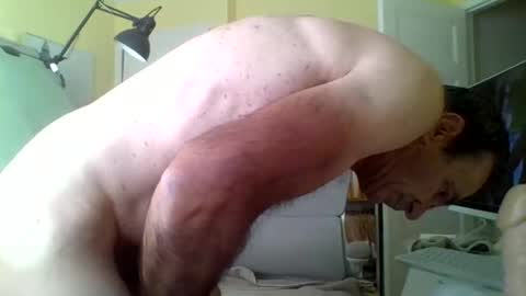 Snapshot of richar78903 chatting on October 28, 8:44 pm richard online show from October 28, 8:44 pm