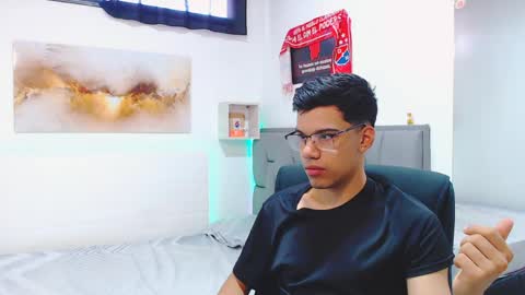 Ricki online show from April 1, 4:37 pm