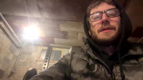 ricracks11 online show from March 8, 3:48 am