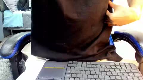 Roan Birkin online show from November 3, 7:59 pm